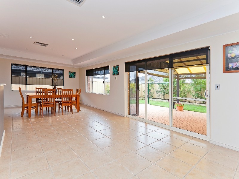 33 Bonannella Entrance, Sinagra WA 6065