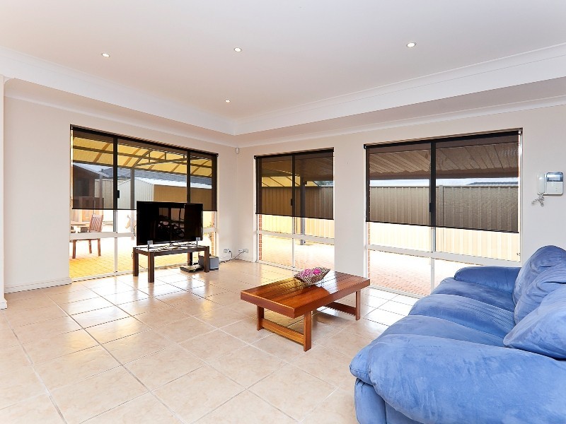 33 Bonannella Entrance, Sinagra WA 6065