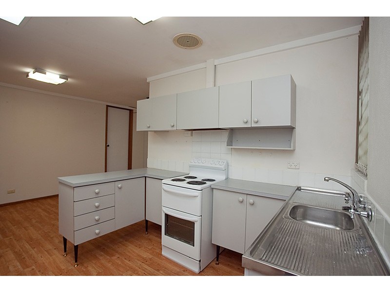 41 Dallas Crescent, Wanneroo WA 6065