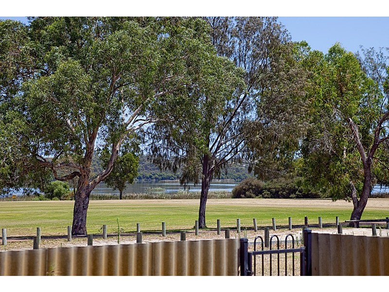 41 Dallas Crescent, Wanneroo WA 6065