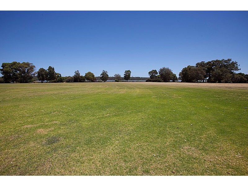 41 Dallas Crescent, Wanneroo WA 6065