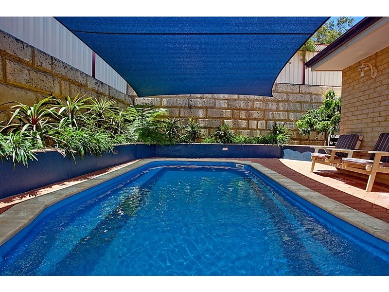 9 Holroyd Link, Wanneroo WA 6065
