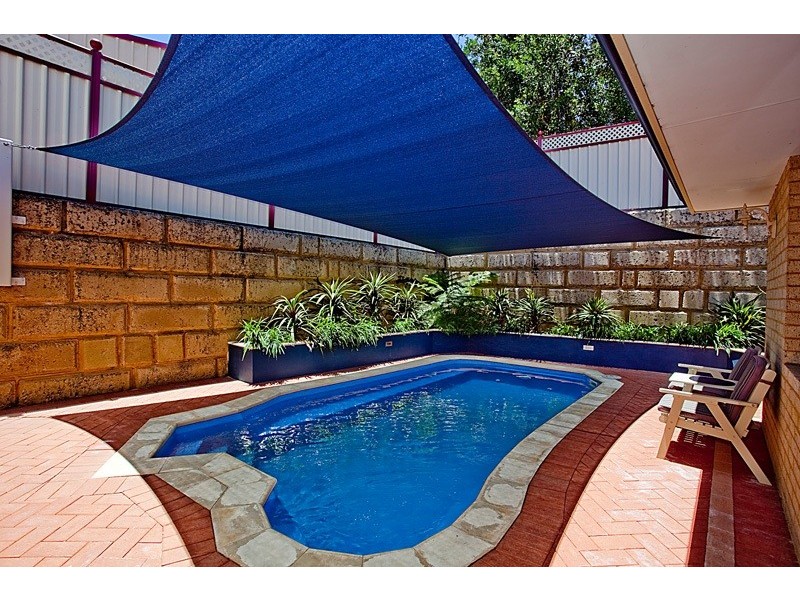 9 Holroyd Link, Wanneroo WA 6065