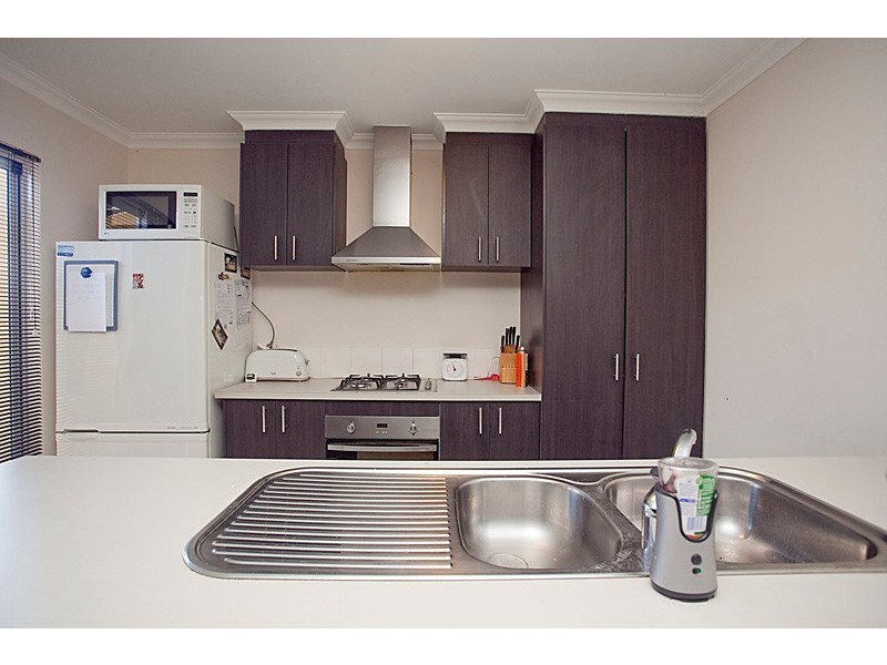 15 Jedburgh Loop, Sinagra WA 6065