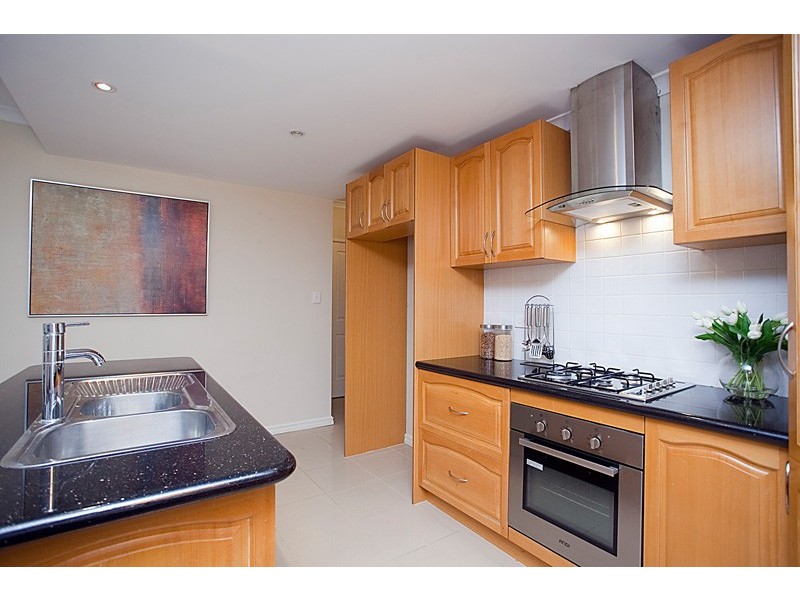 7/33 Wattle Mews, Hocking WA 6065