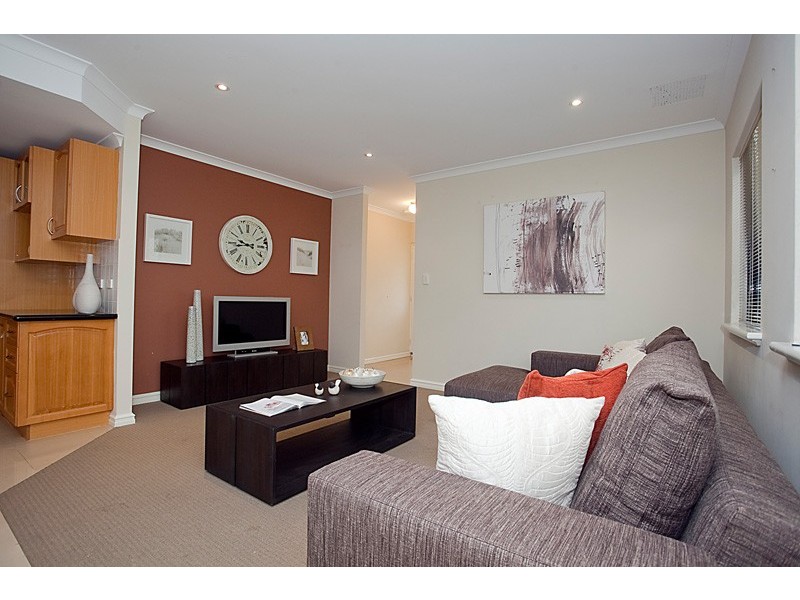 7/33 Wattle Mews, Hocking WA 6065