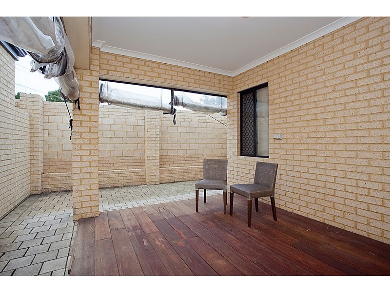 7/33 Wattle Mews, Hocking WA 6065