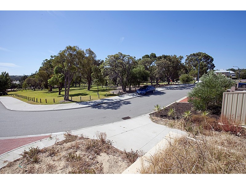 25 Roslin Road, Wanneroo WA 6065