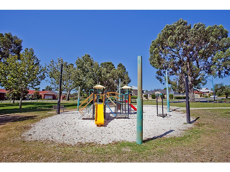 25 Roslin Road, Wanneroo WA 6065