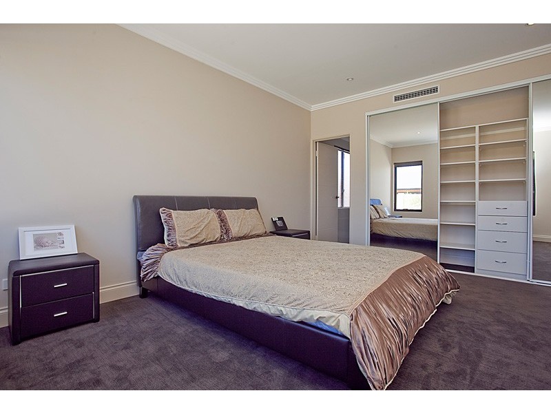 26 Burrill Turn, Burns Beach WA 6028