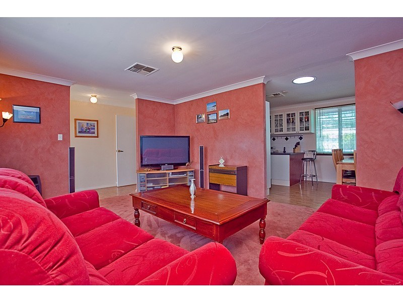 18 Celestine Street, Wanneroo WA 6065