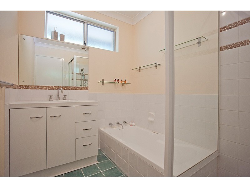 18 Celestine Street, Wanneroo WA 6065