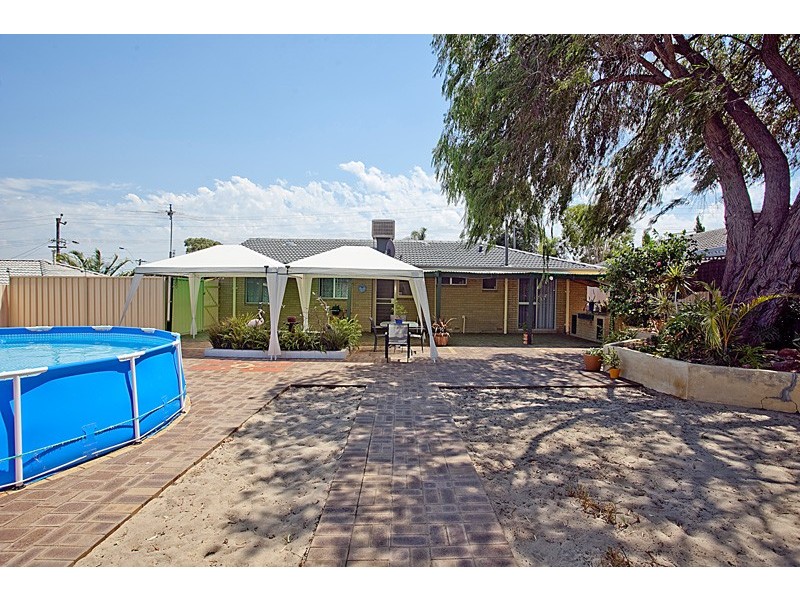 18 Celestine Street, Wanneroo WA 6065