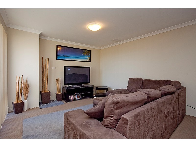 7 Kelso Close, Sinagra WA 6065