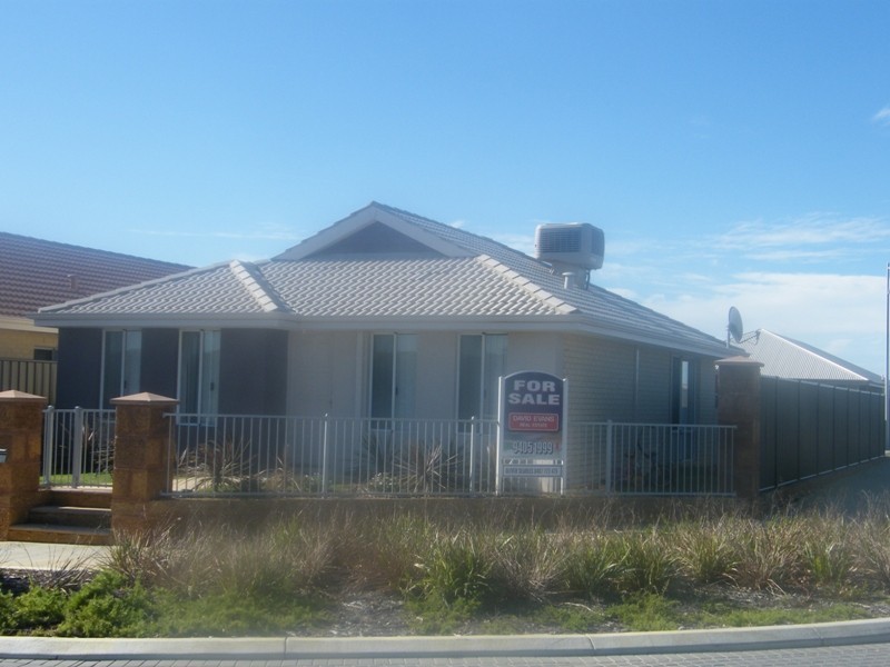 29 Grandis Boulevard, Banksia Grove WA 6031