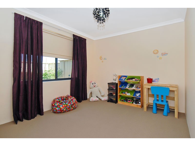 14 Strauss Boulevard, Tapping WA 6065