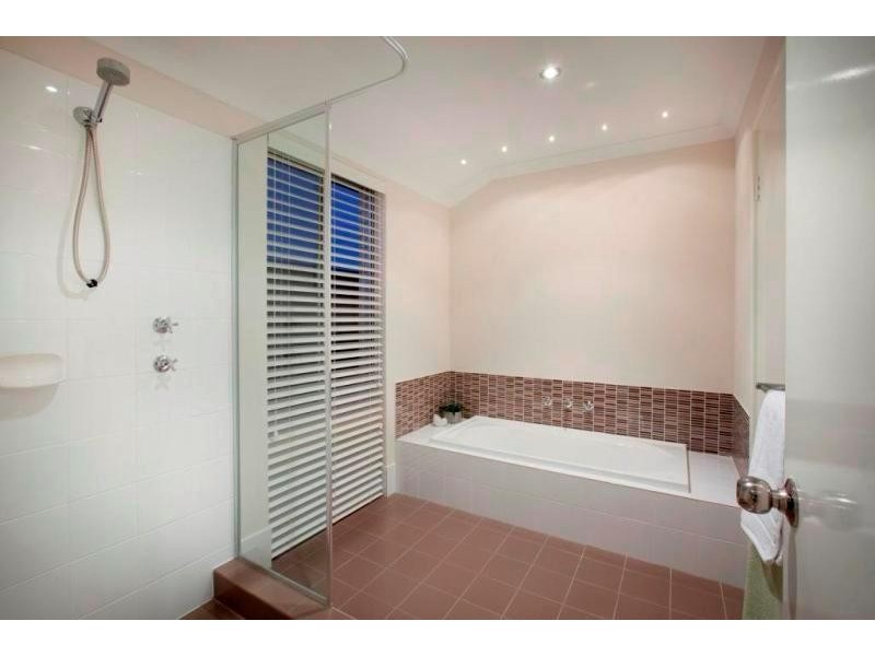 23 Botanic Avenue, Banksia Grove WA 6031