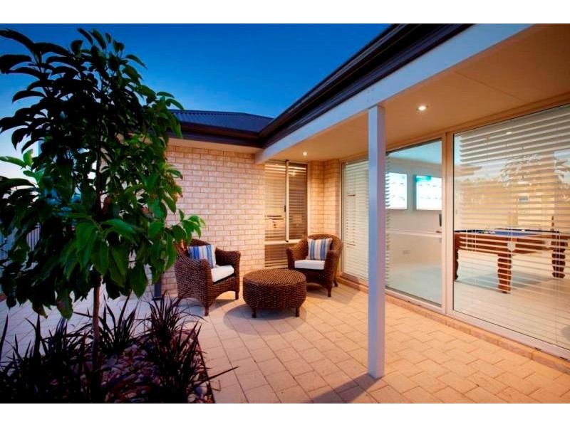 23 Botanic Avenue, Banksia Grove WA 6031