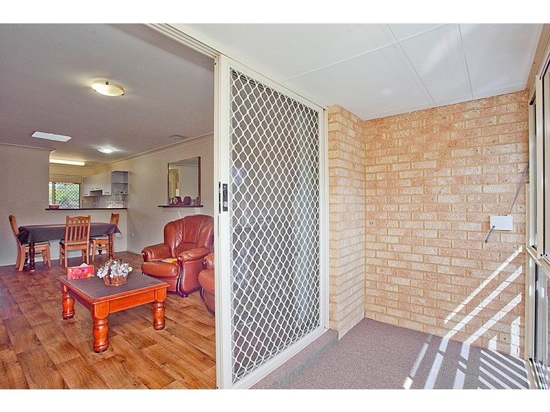 11/33 Cayley Street, Glendalough WA 6016