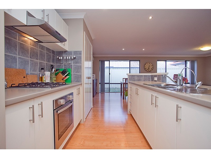 18 Rometta Way, Sinagra WA 6065