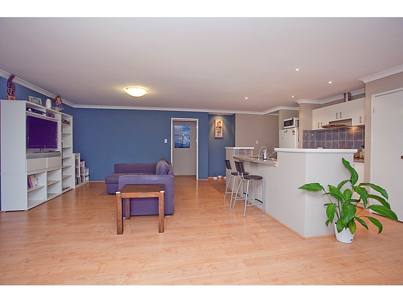 18 Rometta Way, Sinagra WA 6065