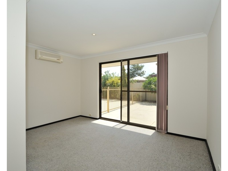 13 Mackay Way, Hillarys WA 6025