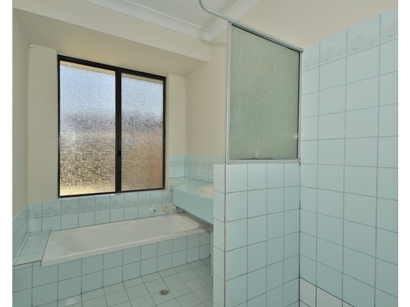 13 Mackay Way, Hillarys WA 6025