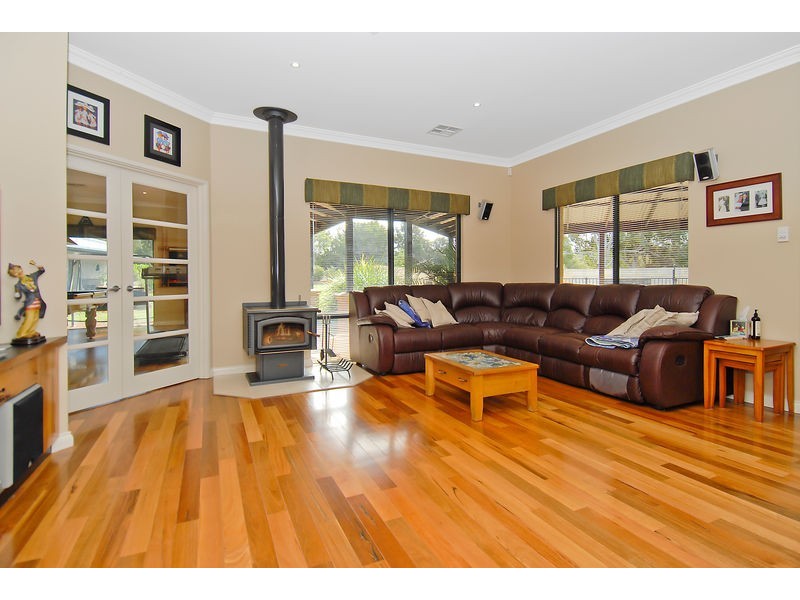 37 Pennygum Place, Mariginiup WA 6065