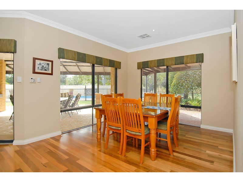 37 Pennygum Place, Mariginiup WA 6065