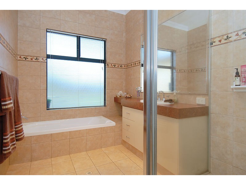 37 Pennygum Place, Mariginiup WA 6065