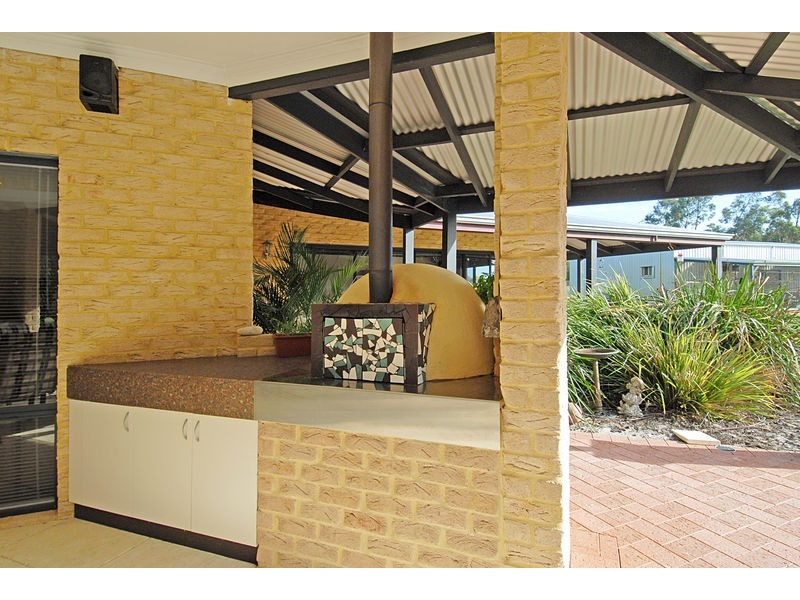 37 Pennygum Place, Mariginiup WA 6065