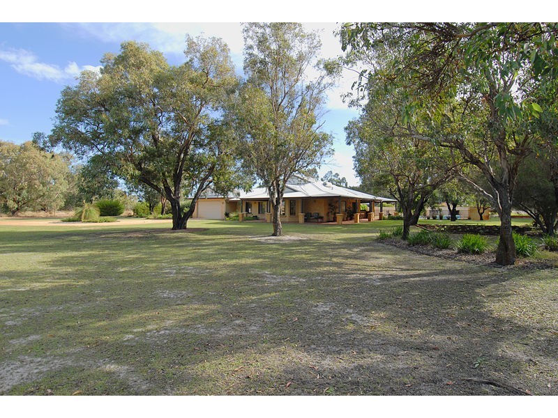 37 Pennygum Place, Mariginiup WA 6065