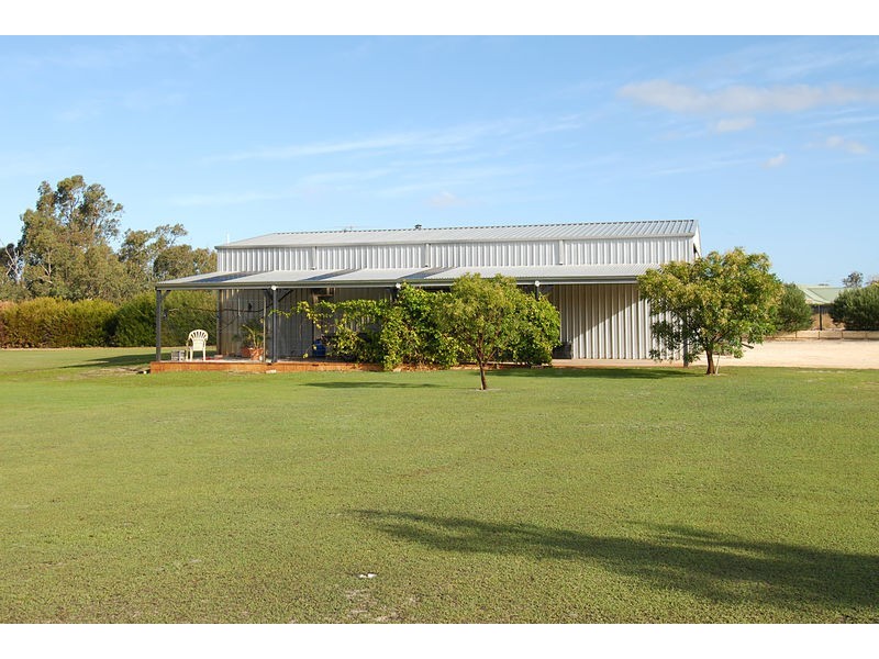 37 Pennygum Place, Mariginiup WA 6065