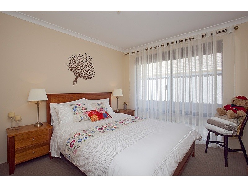 17 Berlin Drive, Wanneroo WA 6065