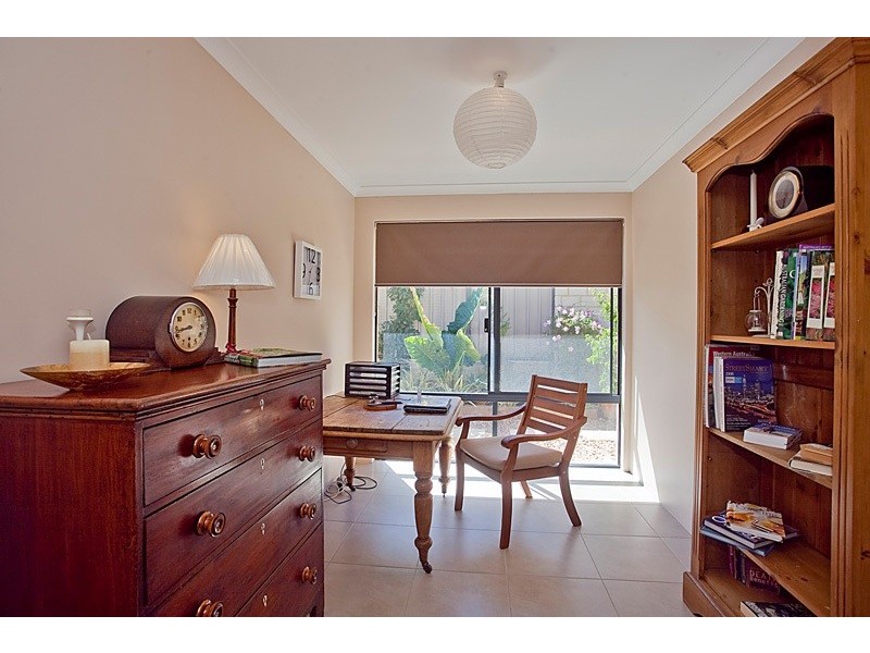 17 Berlin Drive, Wanneroo WA 6065