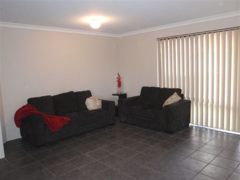 28 Bowman Street, Bullsbrook WA 6084