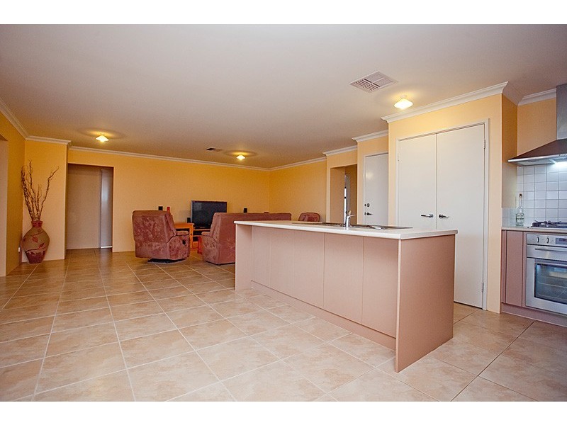 75 Toledo Drive, Hocking WA 6065