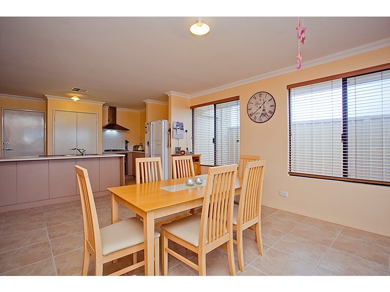 75 Toledo Drive, Hocking WA 6065