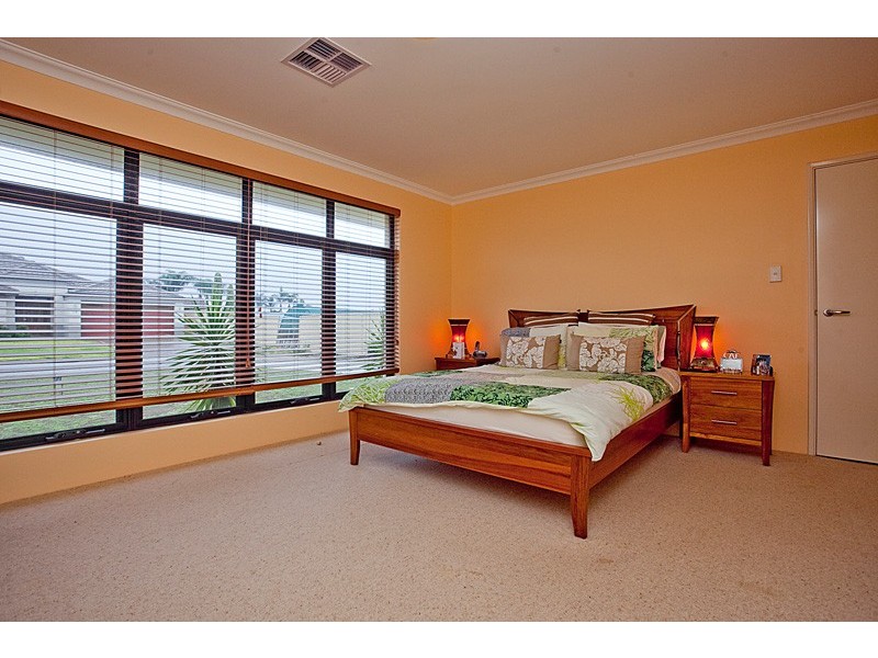 75 Toledo Drive, Hocking WA 6065