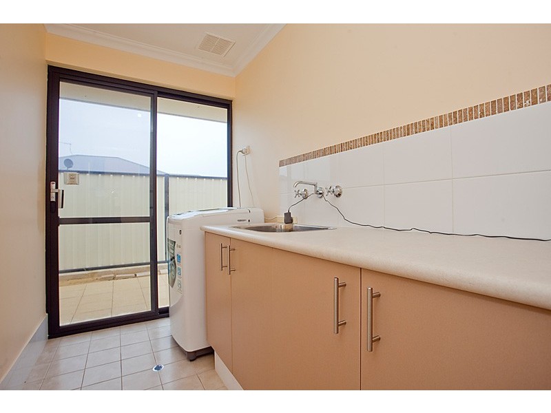 75 Toledo Drive, Hocking WA 6065