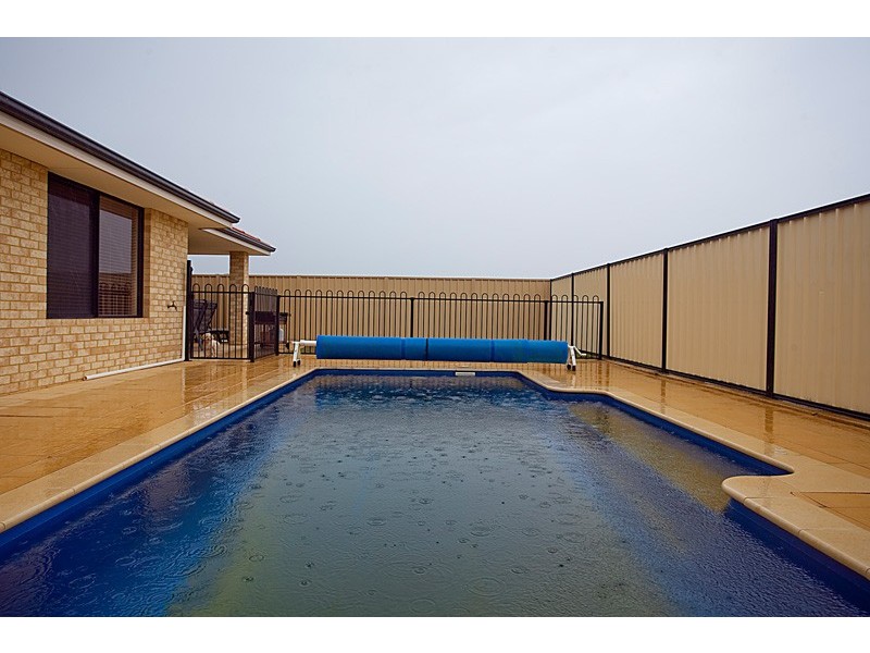 75 Toledo Drive, Hocking WA 6065