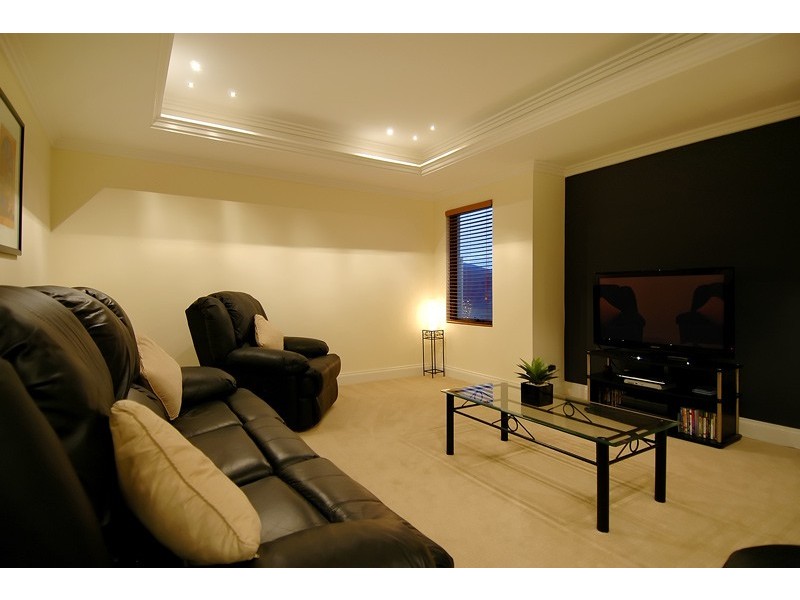 23 Nobel View, Tapping WA 6065