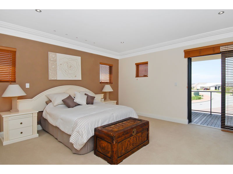 23 Nobel View, Tapping WA 6065