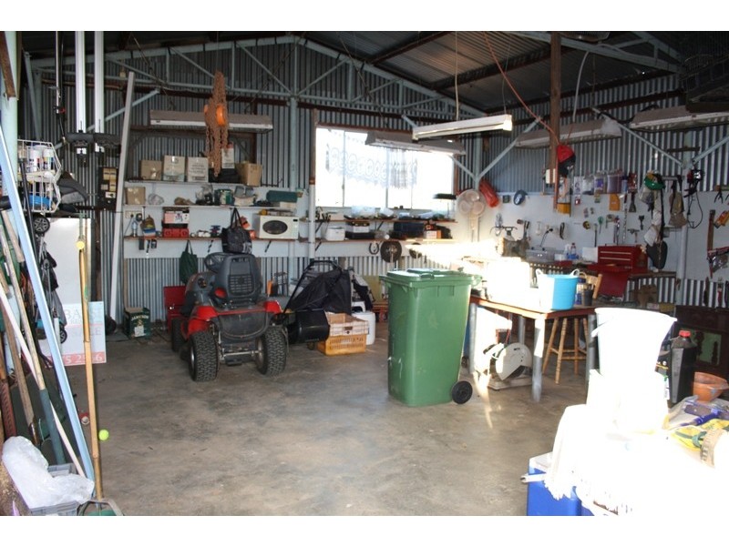 15 Fraser Street, Gingin WA 6503