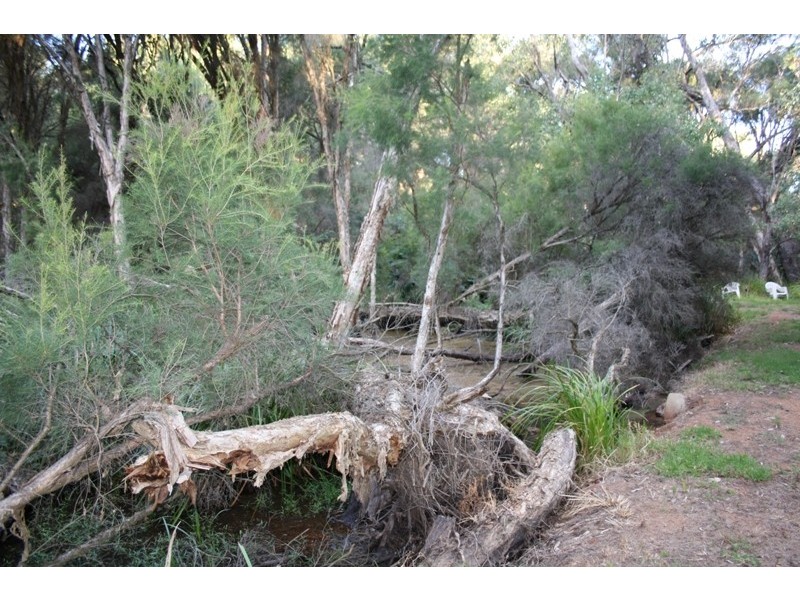 15 Fraser Street, Gingin WA 6503