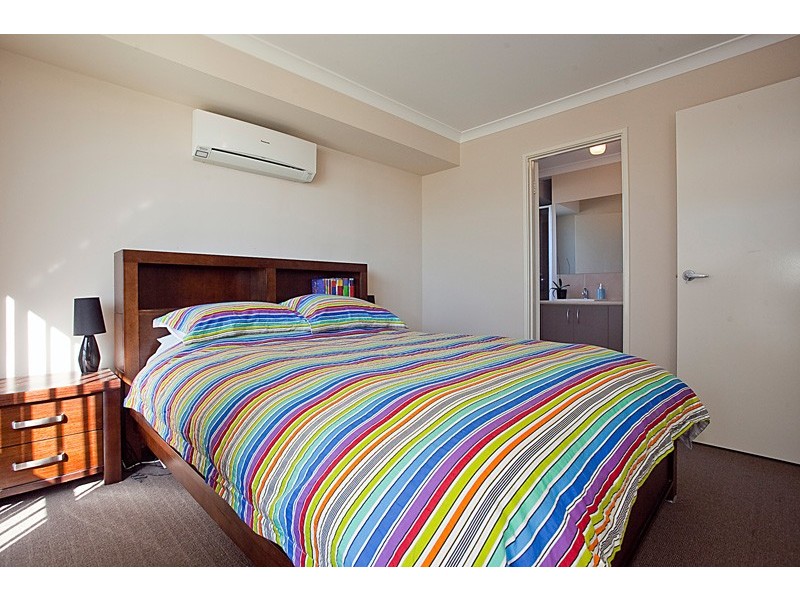 9 Serrata Road, Banksia Grove WA 6031