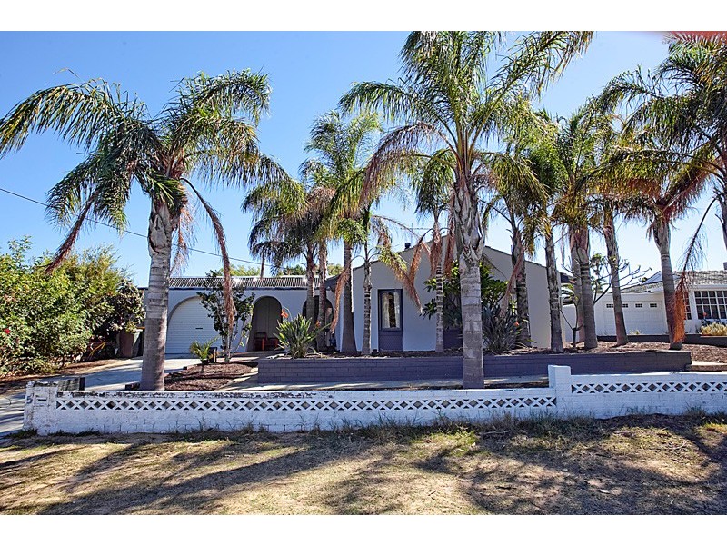 5 Dallas Crescent, Wanneroo WA 6065