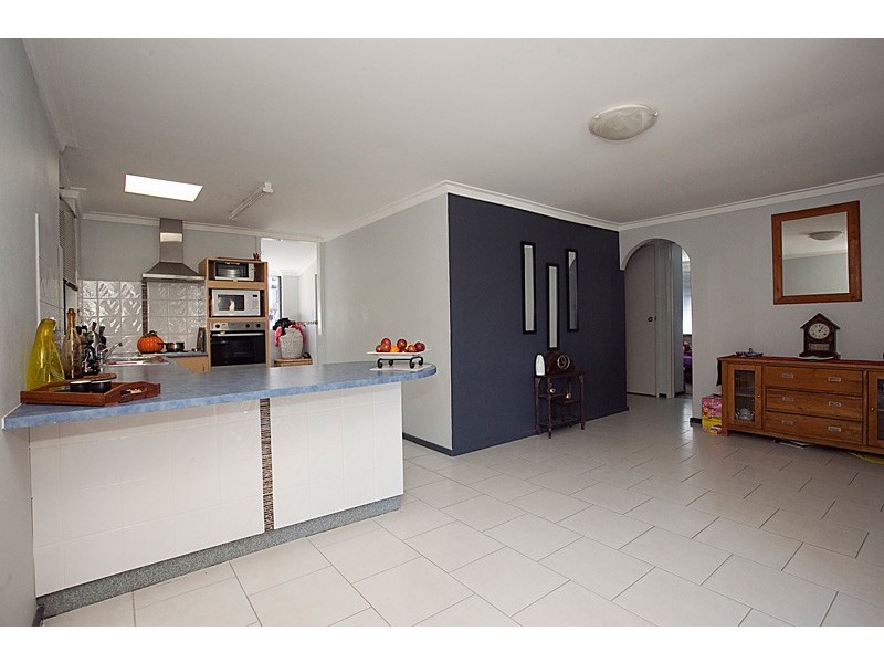 5 Dallas Crescent, Wanneroo WA 6065