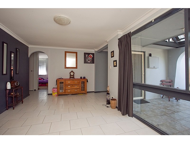 5 Dallas Crescent, Wanneroo WA 6065