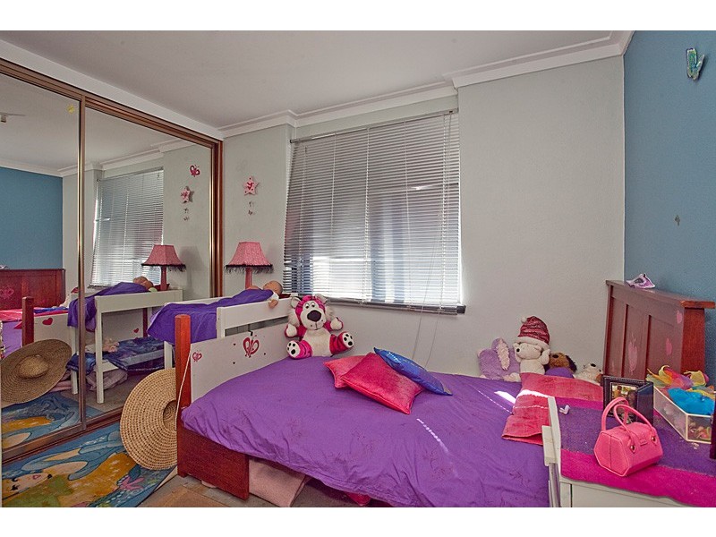 5 Dallas Crescent, Wanneroo WA 6065